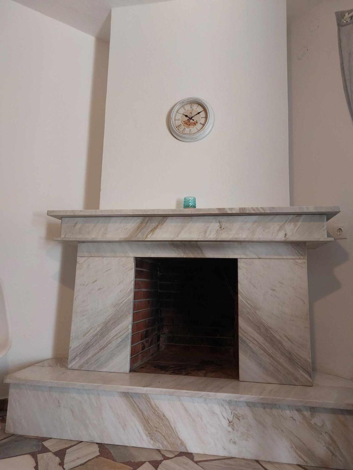 Studio Με Όλες Τις Ανέσεις Vétrina Exteriör bild
